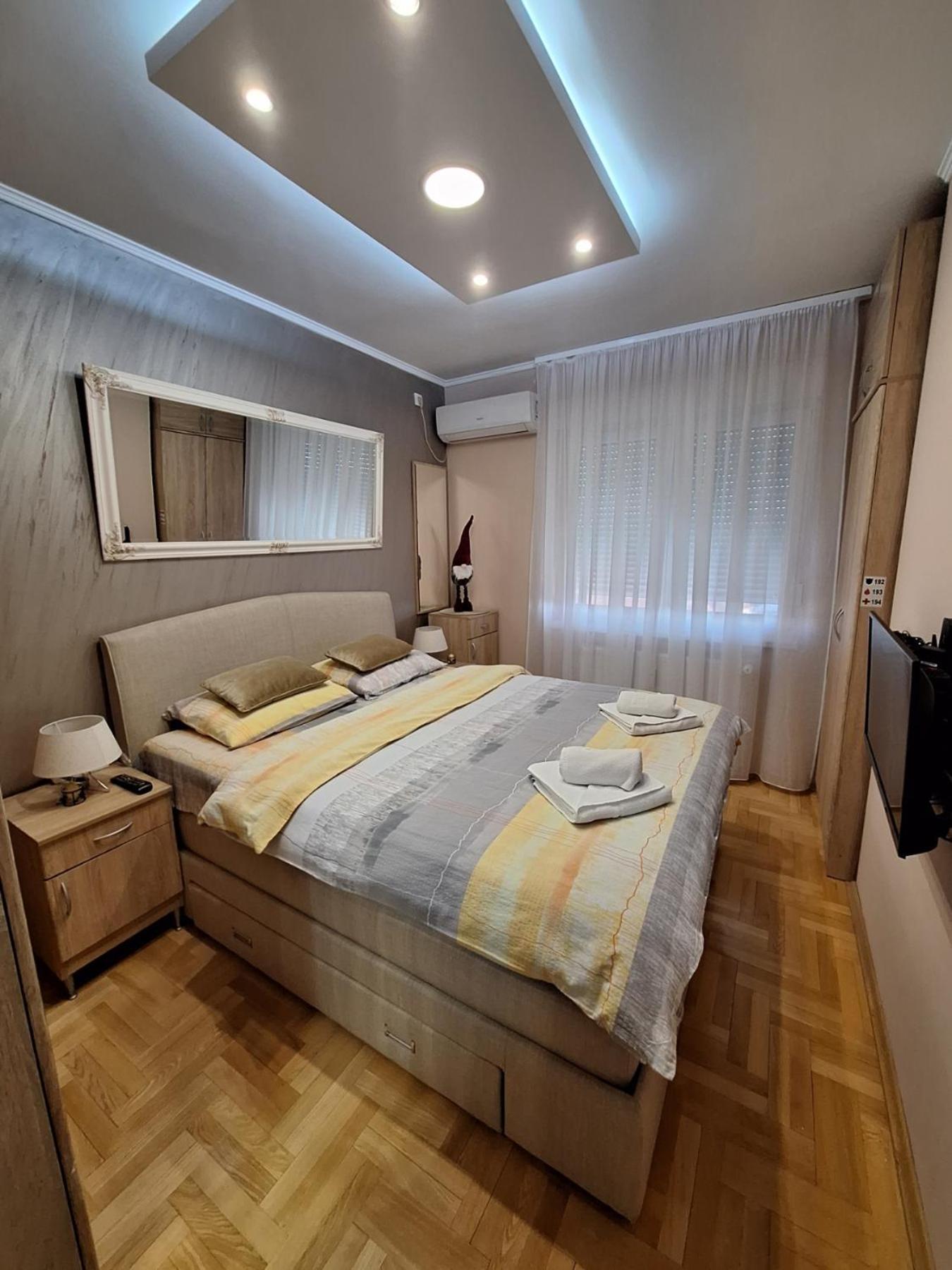 Lux Apartment Sanja Subotica Extérieur photo